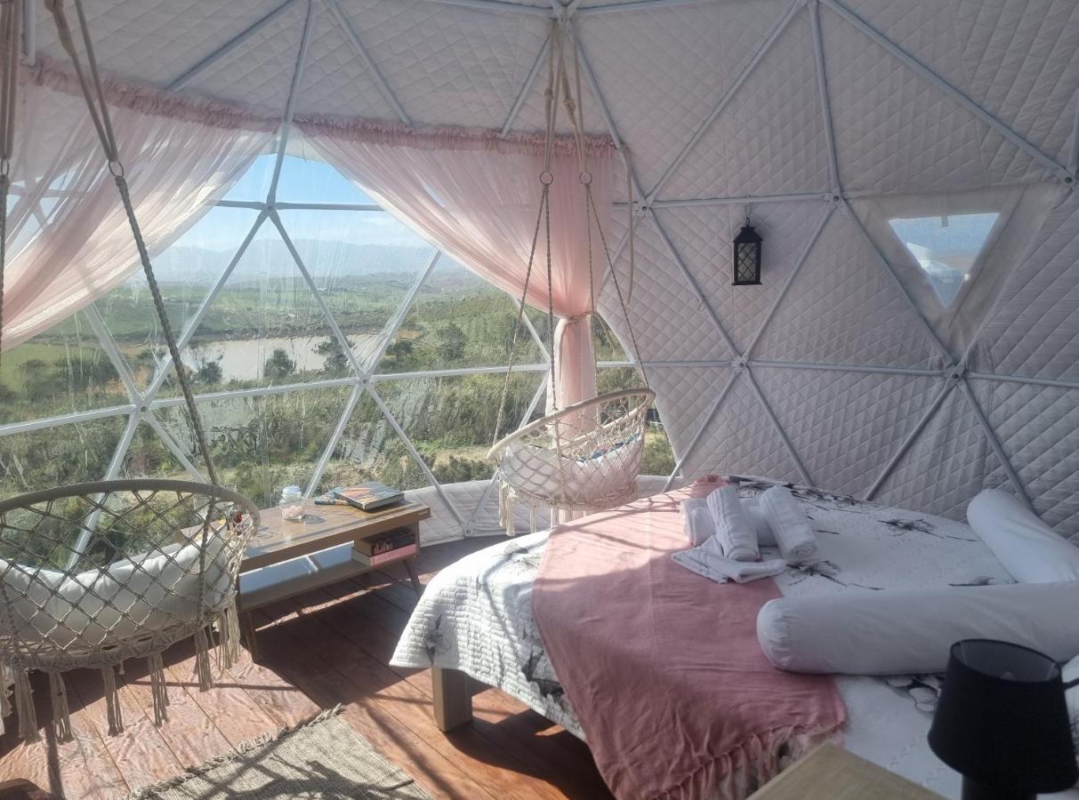 Hotel Pom Gratz - Ecodomes à Hartebeesrivier Extérieur photo