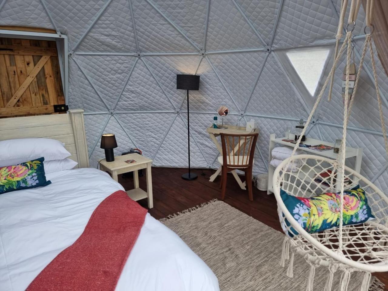 Hotel Pom Gratz - Ecodomes à Hartebeesrivier Extérieur photo